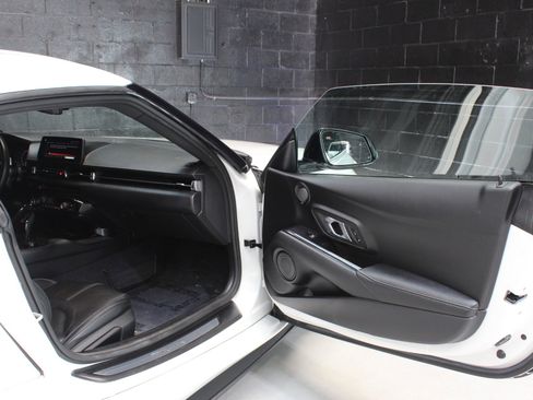 Used 2021 Toyota Supra Premium w/ Driver Assist Package image 27