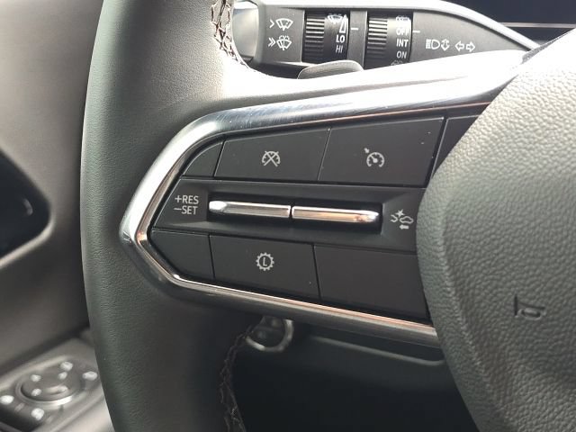 Used 2026 Chevrolet Suburban Premier AWD/4WD image 40