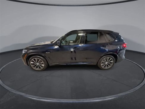 Used 2022 BMW X5 xDrive45e w/ M Sport Package image 5