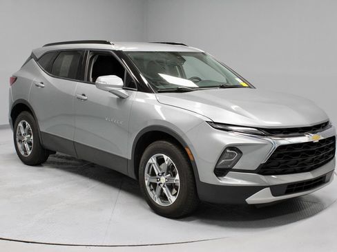 Used 2024 Chevrolet Blazer LT w/ LPO, Floor Liner Package FWD image 1