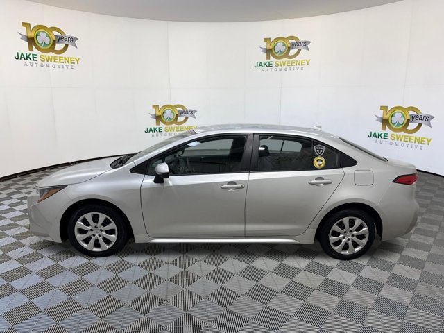 Used 2024 Toyota Corolla LE FWD image 6