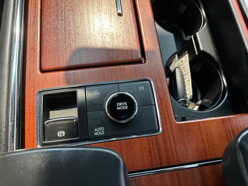 Used 2022 Lincoln Navigator Reserve image 24