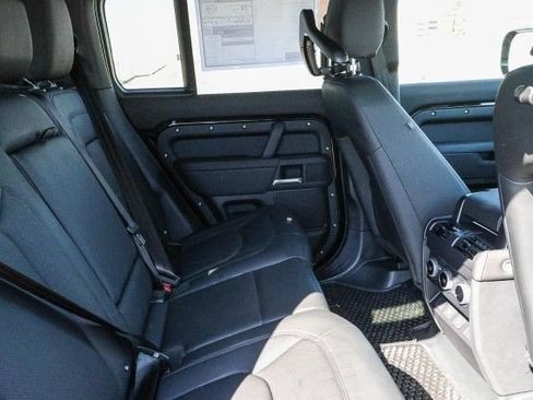 Used 2025 Land Rover Defender 110 S AWD/4WD image 13