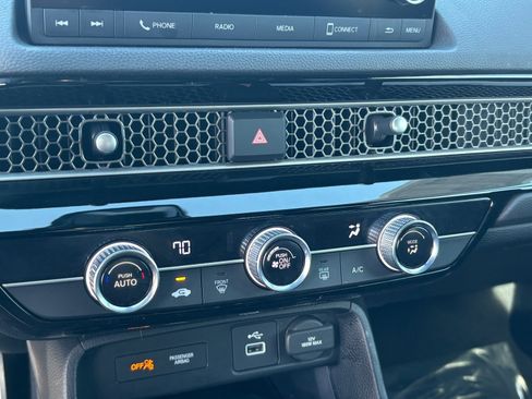 Used 2024 Honda Civic Sport image 24