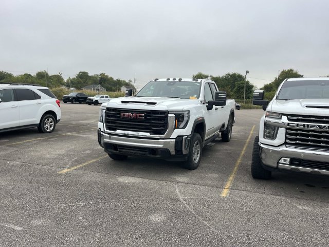 Used 2024 GMC Sierra 2500 Pro w/ 1SA Pro Safety Plus Package AWD/4WD image 5