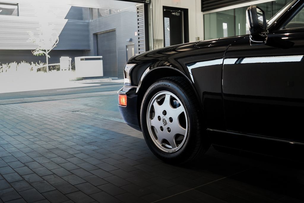 Used 1989 Porsche 911 Carrera 4 AWD/4WD image 34