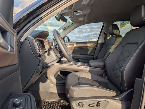 New 2026 Volkswagen Atlas SE image 12