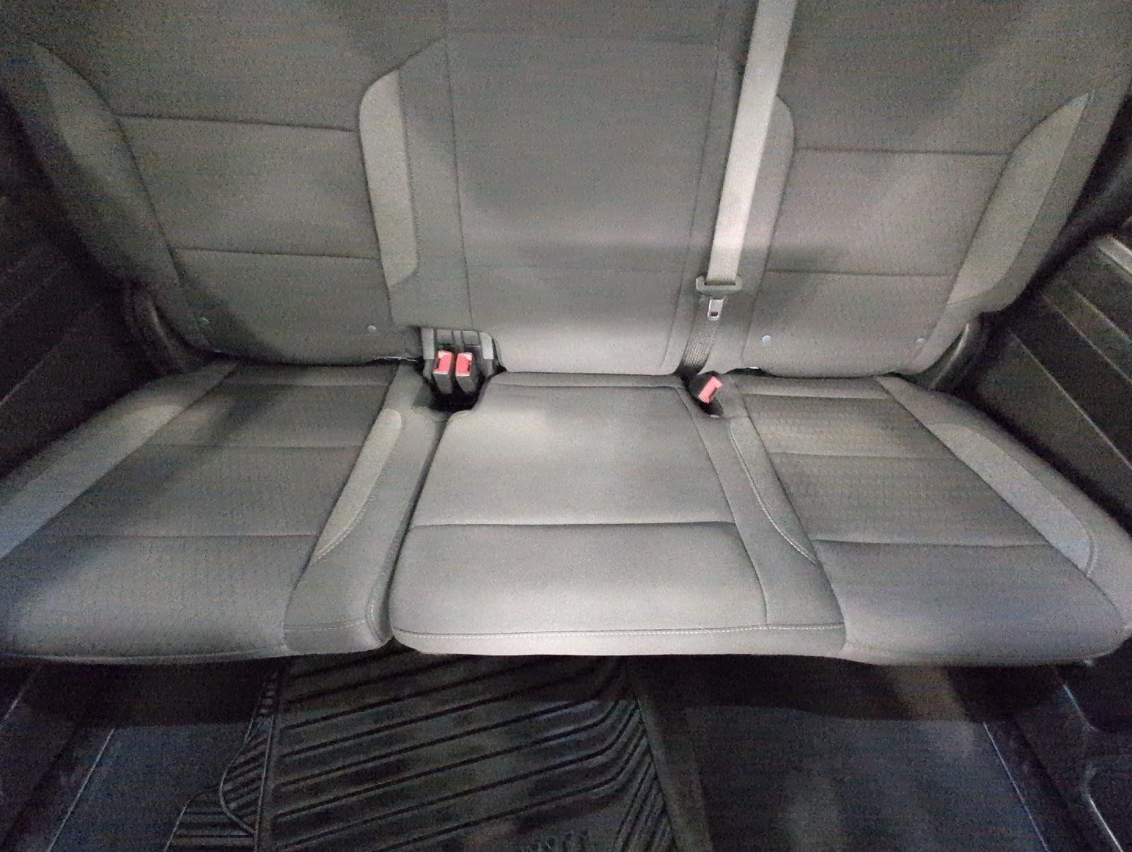 Used 2024 Chevrolet Silverado 1500 LT AWD/4WD image 23