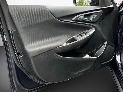 Used 2023 Chevrolet Malibu LT image 18