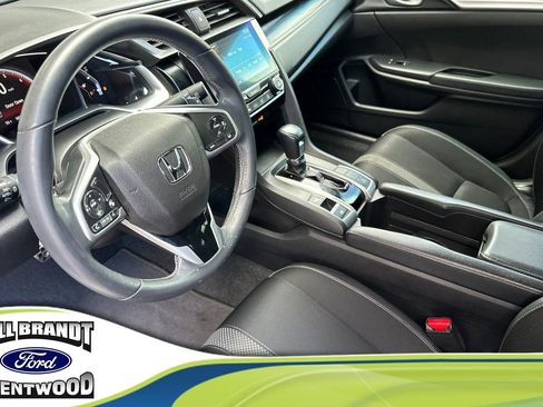 Used 2019 Honda Civic Sport image 4