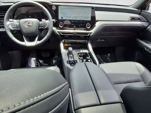 Used 2025 Lexus TX 350 AWD w/ Technology Package image 18