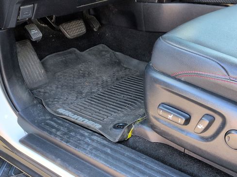 Used 2019 Toyota 4Runner TRD Off-Road Premium image 17