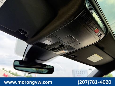 Used 2024 Volkswagen Tiguan SE R-Line AWD/4WD image 39
