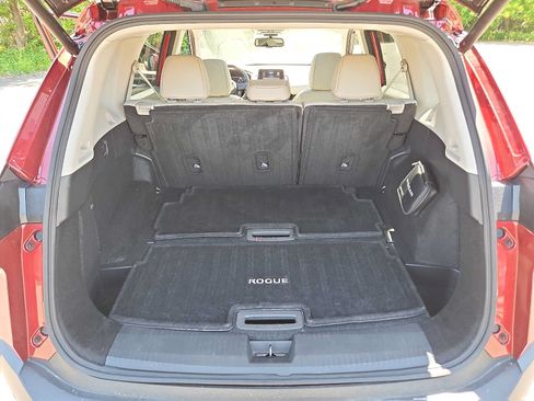 Used 2023 Nissan Rogue SL AWD/4WD image 29