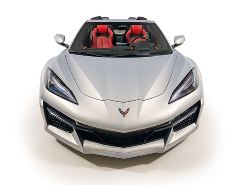 Used 2024 Chevrolet Corvette Z06 RWD image 10