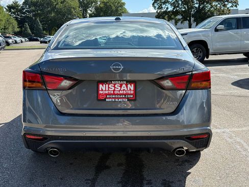 New 2025 Nissan Altima 2.5 SL image 7