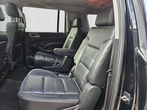 Used 2015 GMC Yukon XL Denali w/ Premium Package image 18