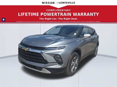 Used 2025 Chevrolet Blazer LT AWD/4WD image 1