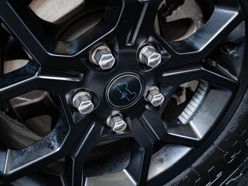 Used 2024 Jeep Wrangler Unlimited image 8