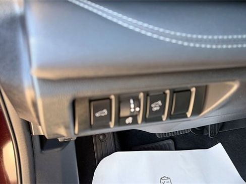 Used 2023 Subaru Outback Touring XT image 11