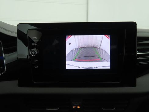 Certified 2025 Volkswagen Jetta S image 14