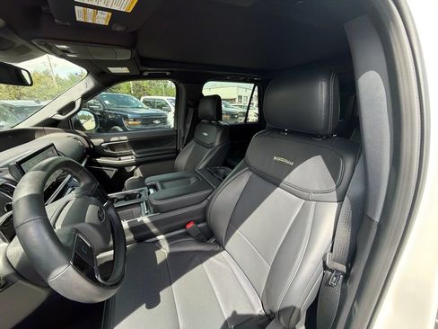 Used 2025 Ford Expedition Max Platinum w/ Stealth Performance Package AWD/4WD image 13