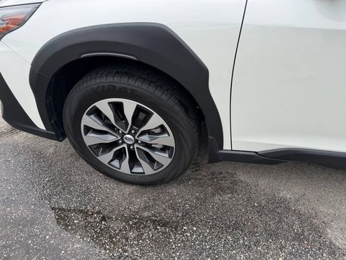 Used 2023 Subaru Outback Touring XT AWD/4WD image 11