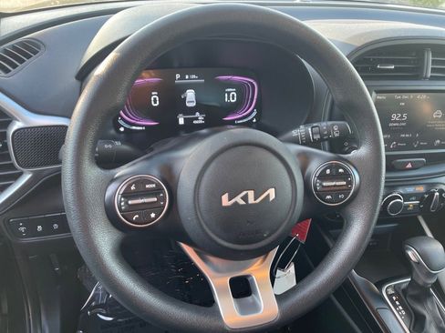 Used 2024 Kia Soul LX w/ Option Group 015 image 9