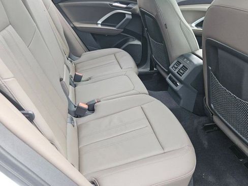Used 2025 Audi Q5 Premium w/ Convenience Package AWD/4WD image 17