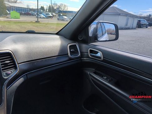 Used 2014 Jeep Grand Cherokee Limited image 25