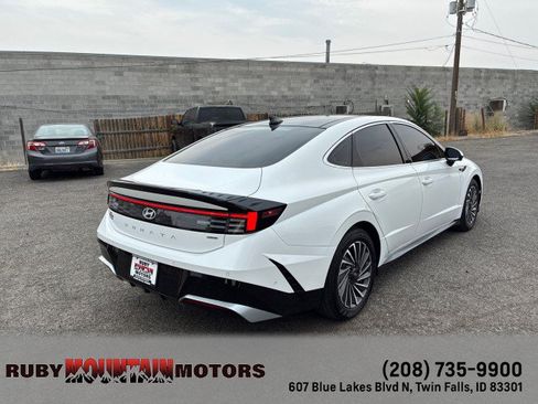 Used 2024 Hyundai Sonata Limited FWD image 7