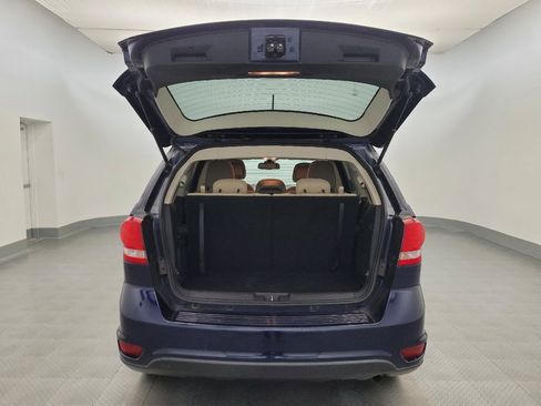 Used 2019 Dodge Journey SE w/ Connectivity Group FWD image 29