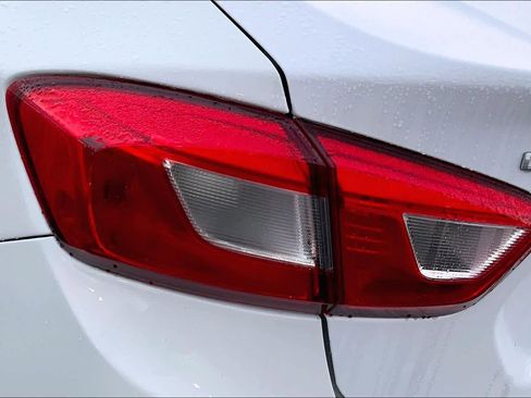 Used 2019 Chevrolet Cruze LT w/ LT Fleet Convenience Package image 26