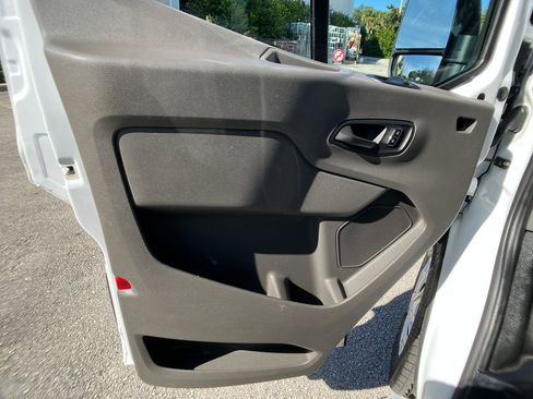 Certified 2024 Ford Transit 250 Low Roof w/ Exterior Upgrade Package image 27