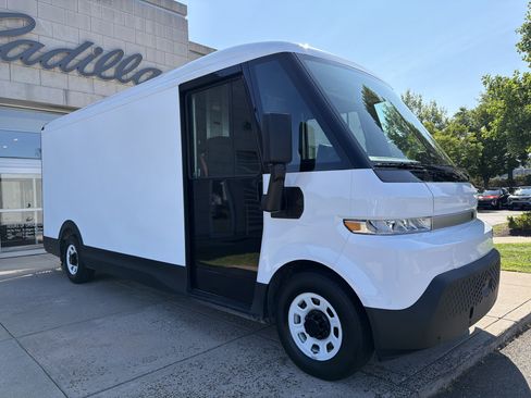 Used 2024 Chevrolet Brightdrop 600 w/ Commercial Equipment Package AWD/4WD image 8