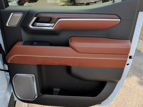 New 2026 GMC Sierra 1500 Denali Ultimate AWD/4WD image 39
