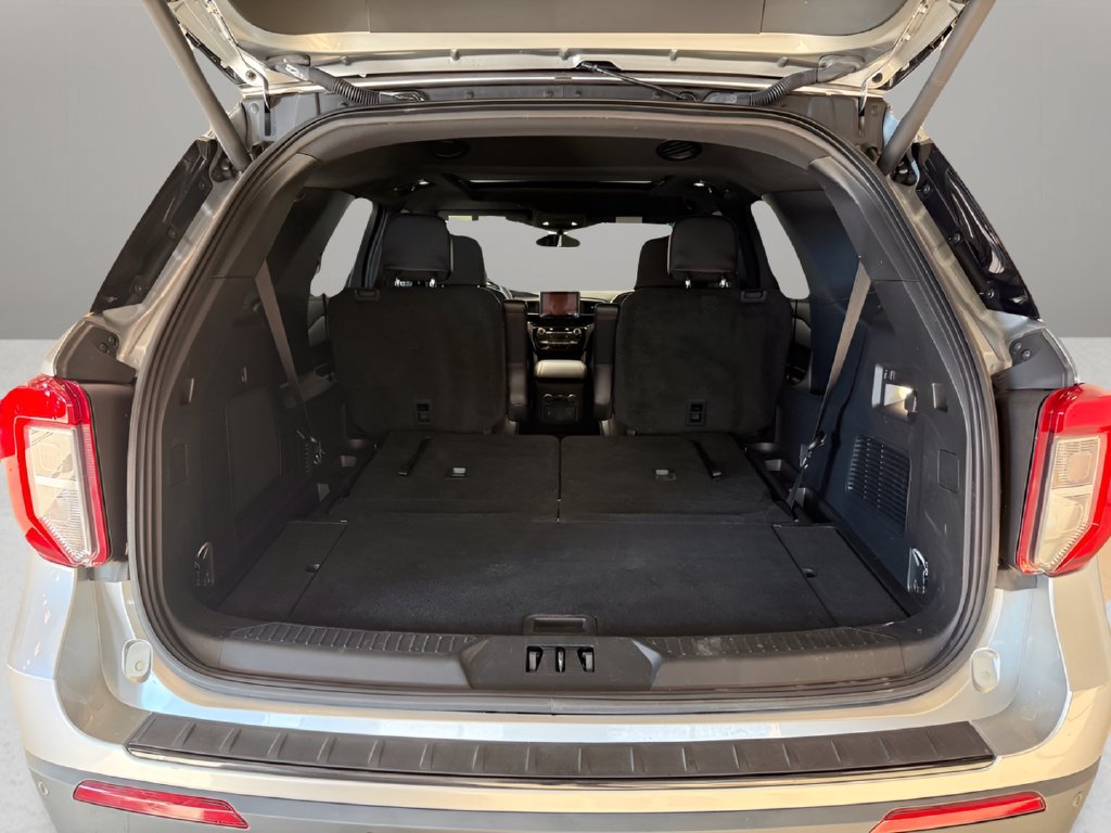 Used 2023 Ford Explorer ST-Line w/ Class IV Trailer Tow Package AWD/4WD image 10