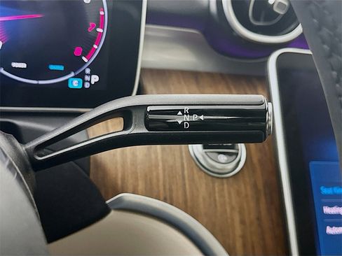 Used 2023 Mercedes-Benz C 300 4MATIC Sedan image 16