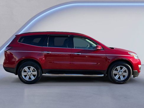 Used 2014 Chevrolet Traverse LT AWD/4WD image 2
