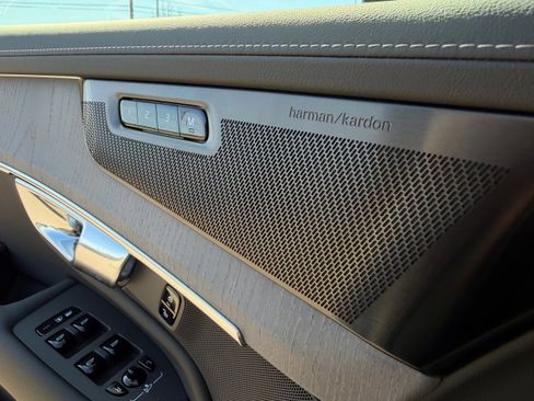 New 2026 Volvo XC90 T8 Ultra w/ Protection Package Premier image 19