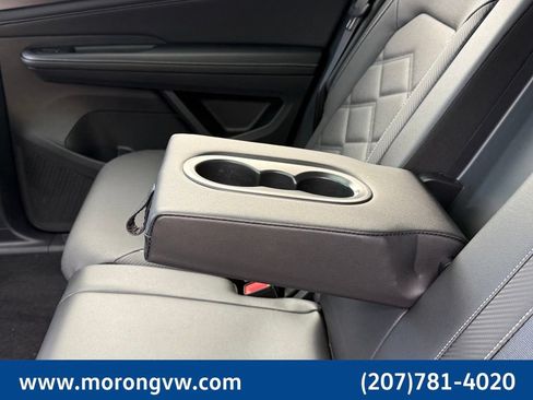 Used 2024 Volkswagen Atlas Cross Sport SE w/ Panoramic Sunroof Package AWD/4WD image 23