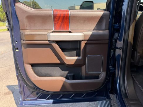 Used 2019 Ford F150 King Ranch w/ Equipment Group 601A Luxury AWD/4WD image 24