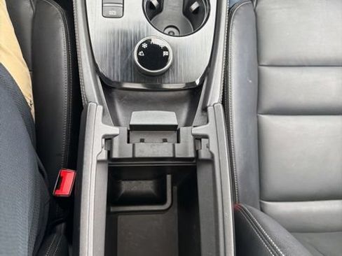 Used 2023 Nissan Rogue SL AWD/4WD image 15