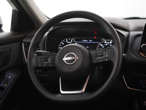 Used 2023 Nissan Rogue SV AWD/4WD image 17
