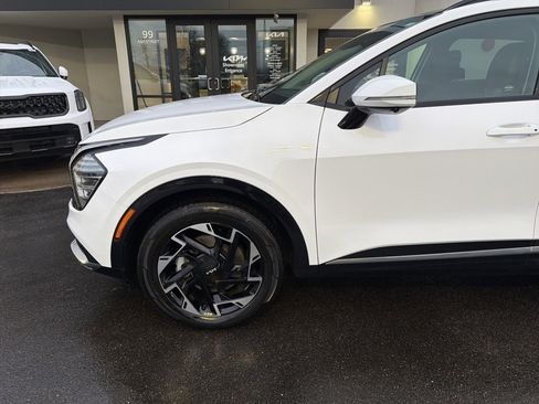 Certified 2023 Kia Sportage SX image 11