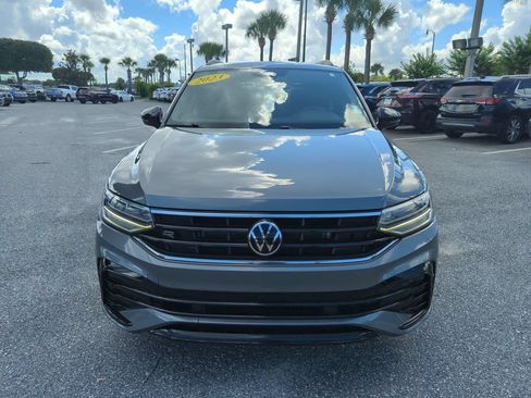 Used 2023 Volkswagen Tiguan SE R-Line FWD image 15