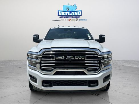 New 2026 RAM 5500 4x4 Crew Cab w/ Laramie Trim Package image 8