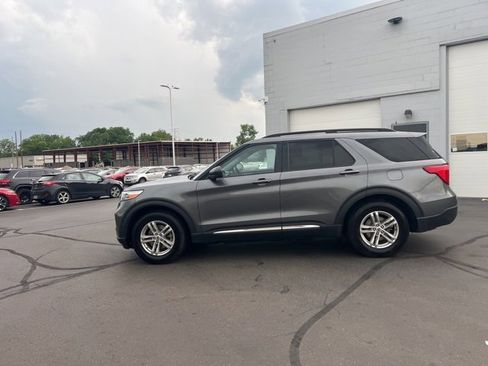 Used 2023 Ford Explorer XLT w/ Equipment Group 202A image 15