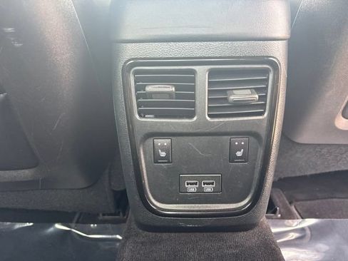 Used 2017 Dodge Charger SXT w/ AWD Plus Group image 35