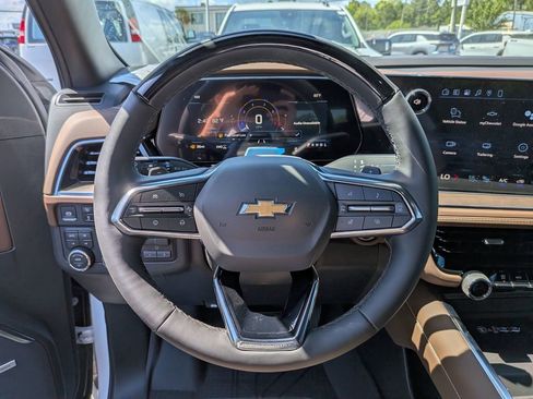 New 2026 Chevrolet Tahoe High Country AWD/4WD image 13